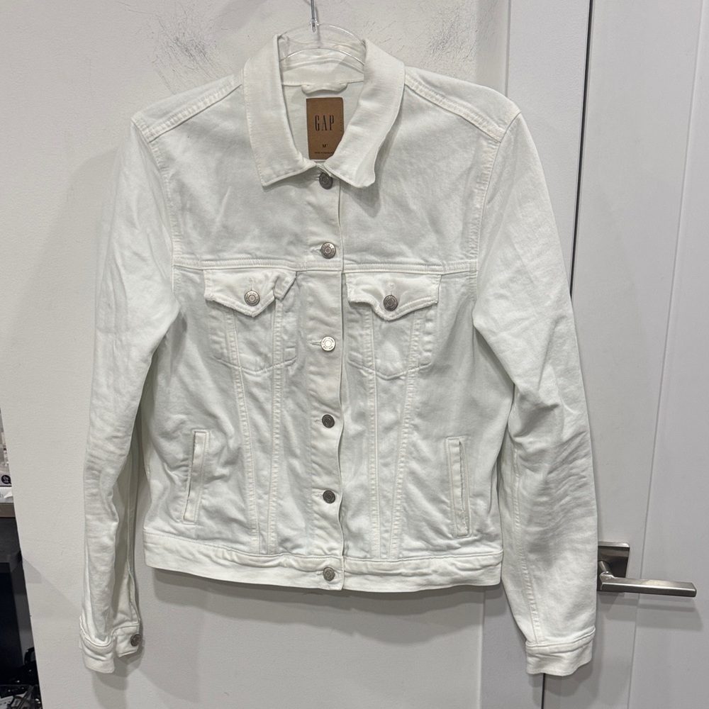 Gap Classic White Jean Jacket - image 3